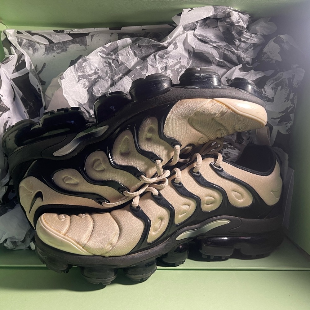 Nike Air VaporMax Plus 'Light Orewood Brown' Sneakers | Men's